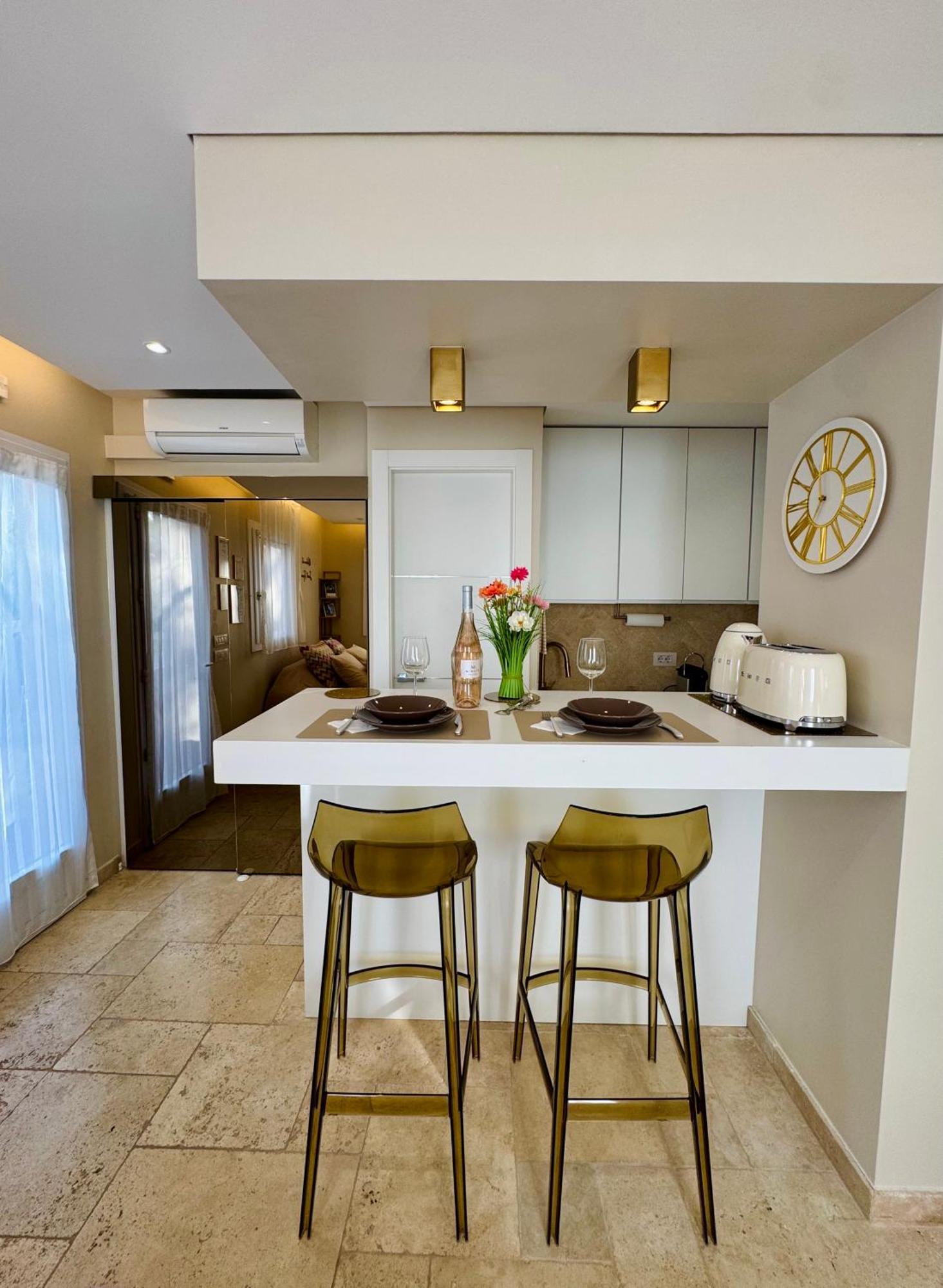 Studio Climatise, Terrasse, Parking Prive, 50M De La Plage Saint Tropez Exteriér fotografie